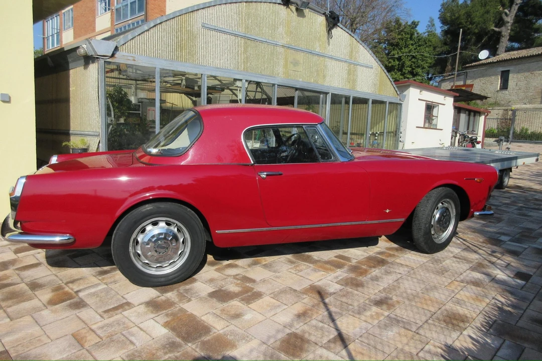 1965 Alfa Romeo 2600 - Image 10 of 31