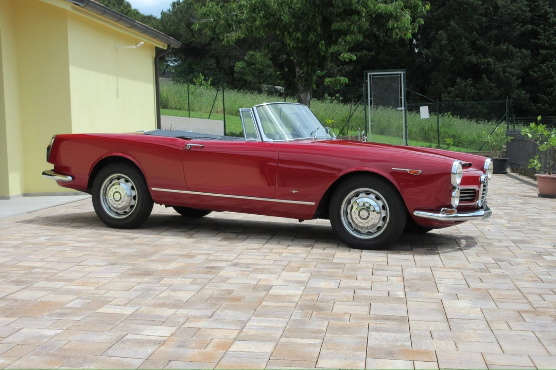 1965 Alfa Romeo 2600 - Image 22 of 31