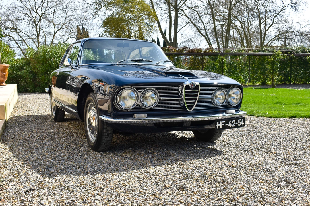1965 Alfa Romeo 2600 - Image 6 of 31