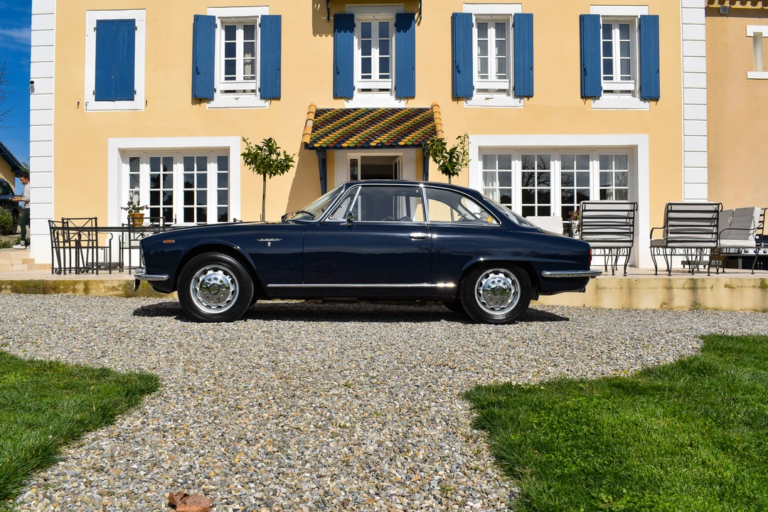 1965 Alfa Romeo 2600 - Image 24 of 31