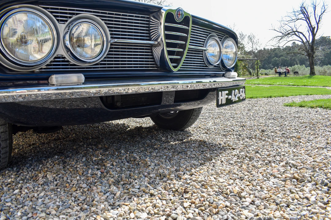 1965 Alfa Romeo 2600 - Image 30 of 31