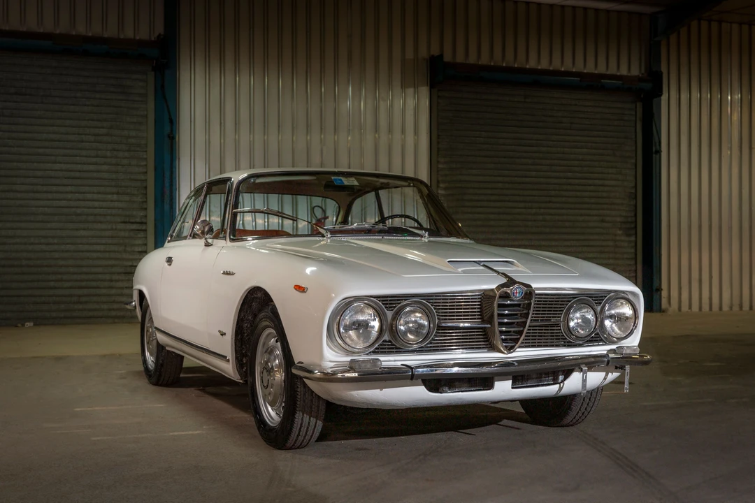 1965 Alfa Romeo 2600 - Image 7 of 31