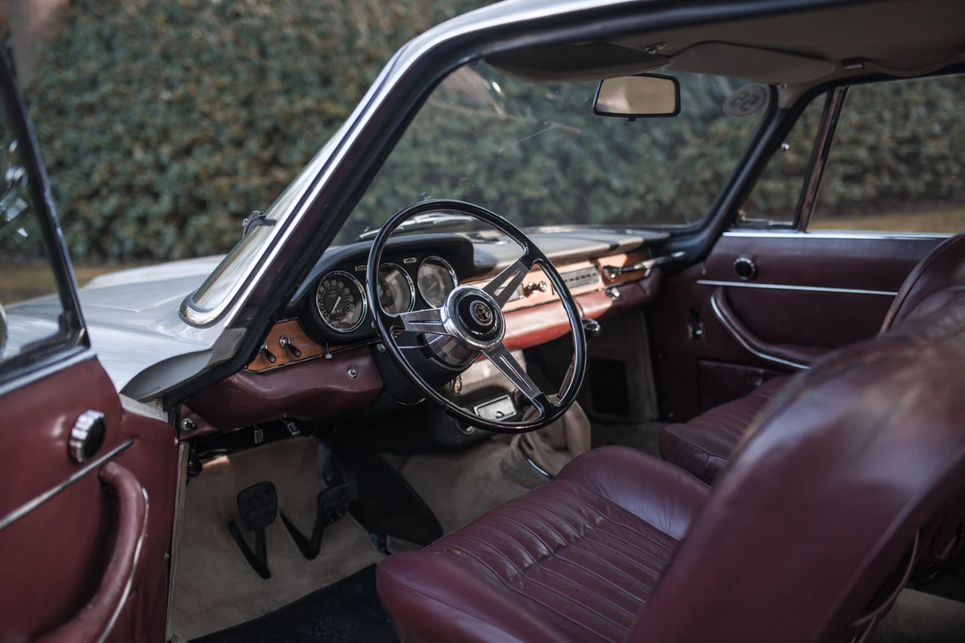 1965 Alfa Romeo 2600 - Image 9 of 22