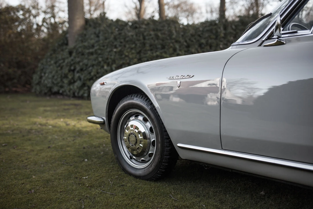 1965 Alfa Romeo 2600 - Image 20 of 22
