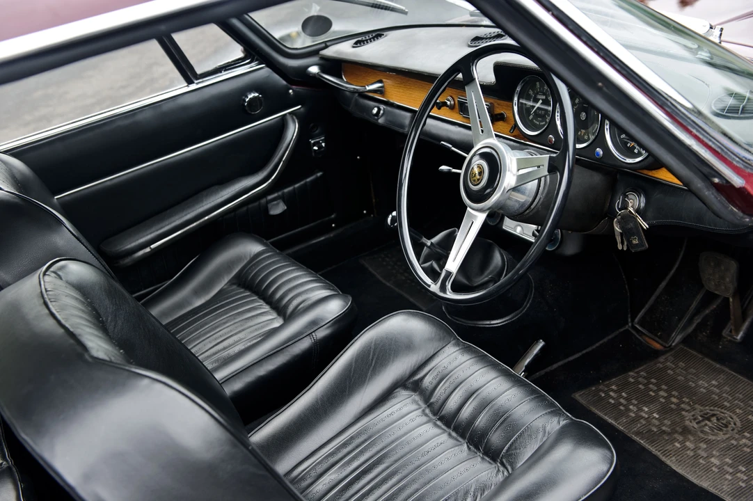 1965 Alfa Romeo 2600 - Image 2 of 3