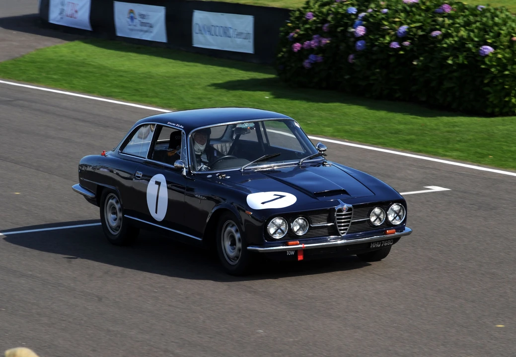 1965 Alfa Romeo 2600 - Image 6 of 8