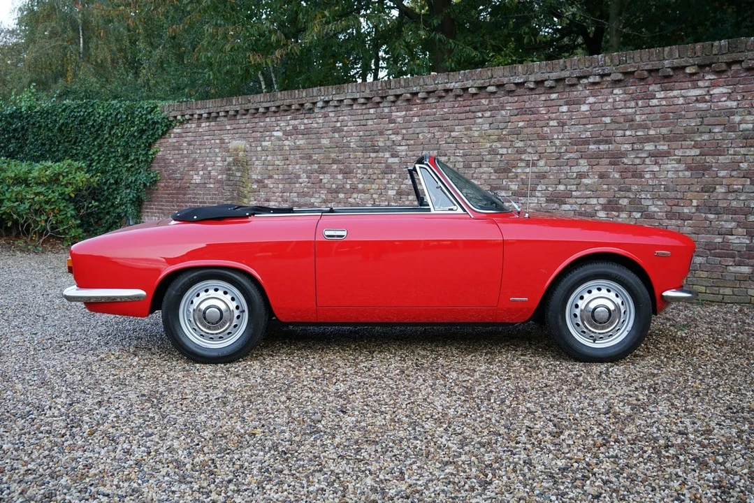 1965 Alfa Romeo Giulia GTC - Image 7 of 30