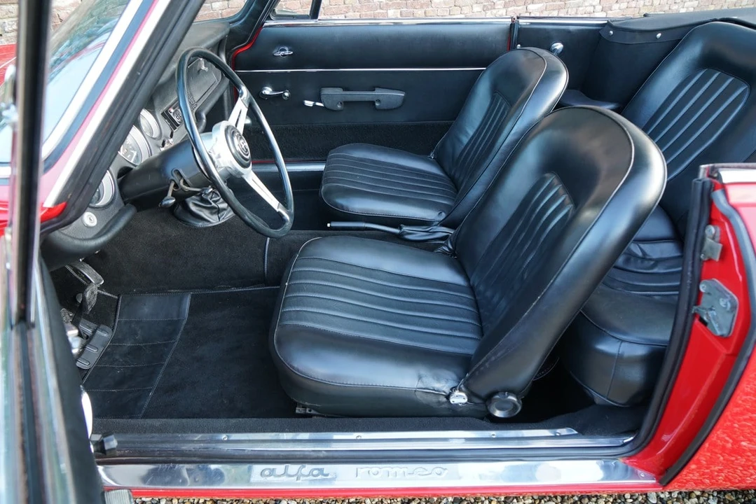 1965 Alfa Romeo Giulia GTC - Image 14 of 30