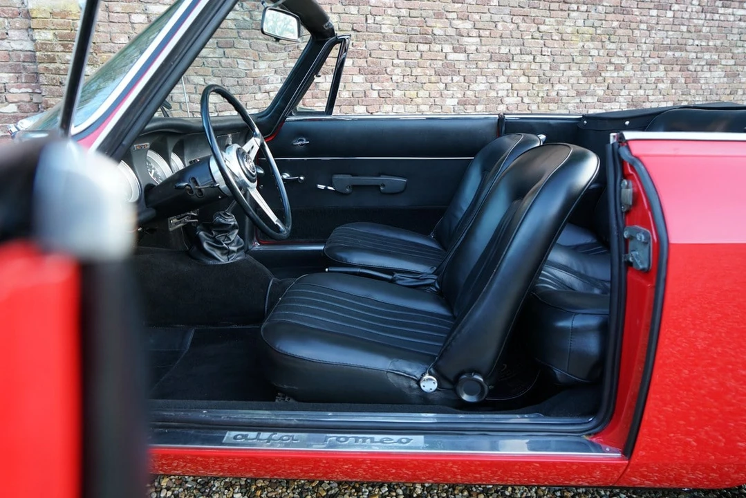 1965 Alfa Romeo Giulia GTC - Image 16 of 30