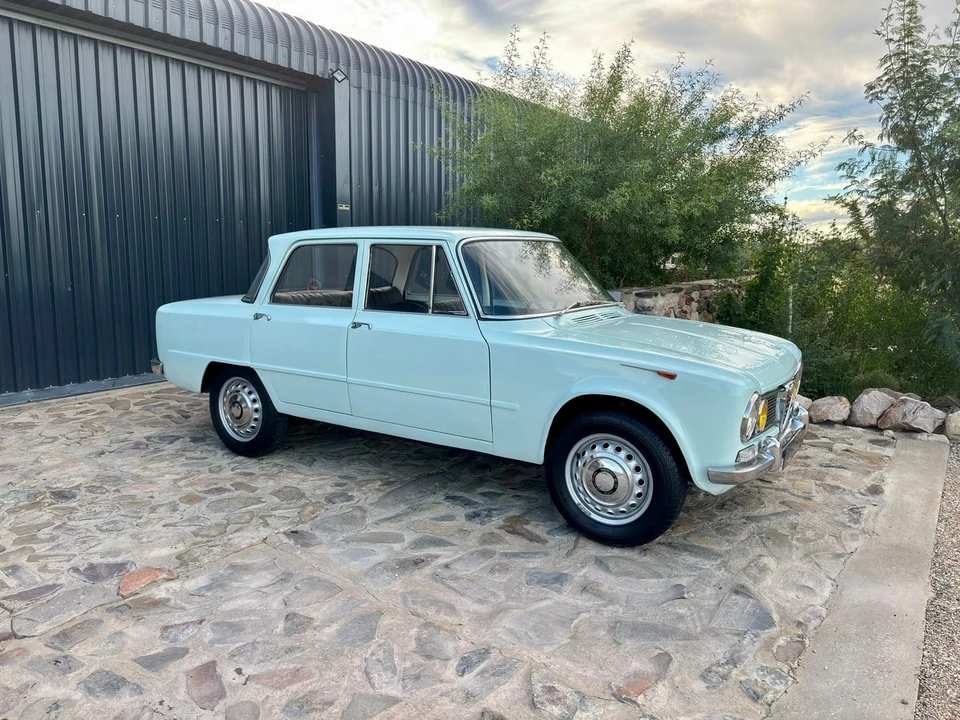1965 Alfa Romeo Giulia - Image 5 of 31