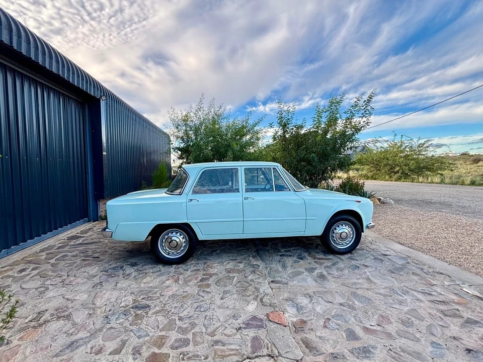 1965 Alfa Romeo Giulia - Image 9 of 31
