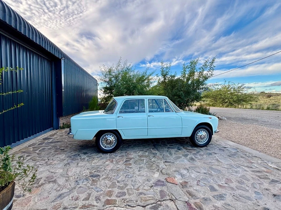 1965 Alfa Romeo Giulia - Image 10 of 31