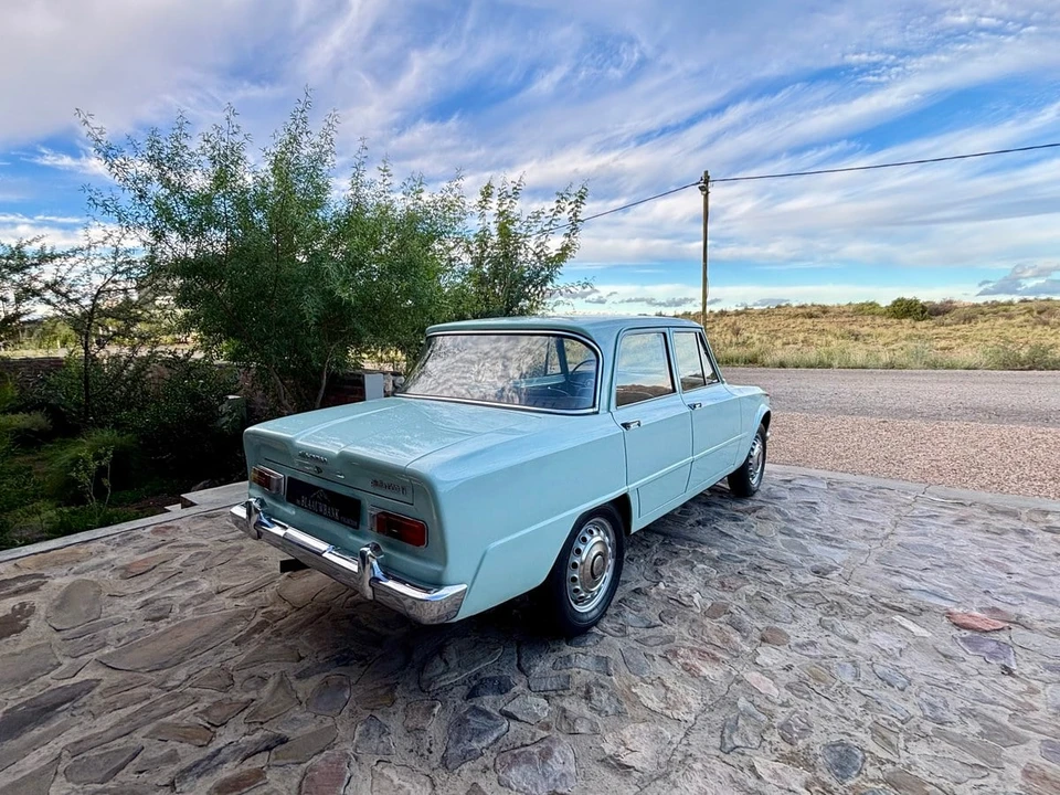 1965 Alfa Romeo Giulia - Image 12 of 31