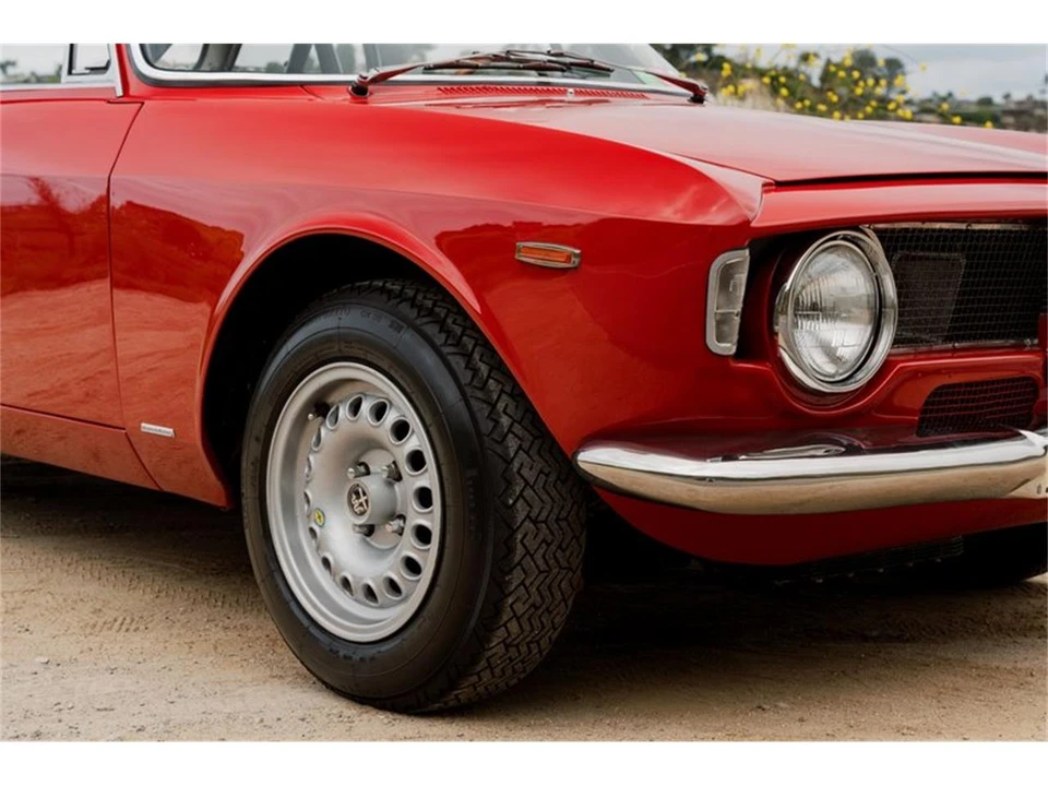 1965 Alfa Romeo Giulia Sprint GT - Image 6 of 31