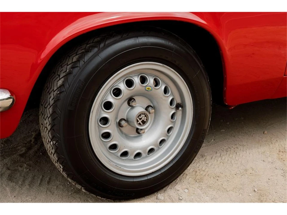 1965 Alfa Romeo Giulia Sprint GT - Image 21 of 31
