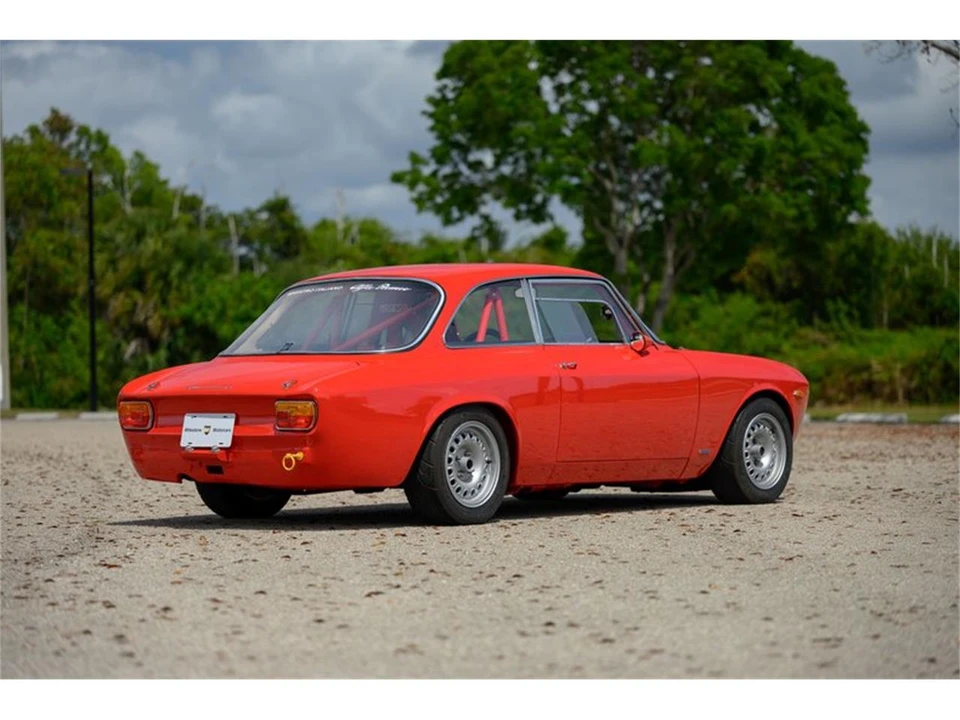 1965 Alfa Romeo Giulia Sprint GT - Image 27 of 31