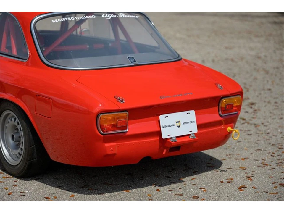 1965 Alfa Romeo Giulia Sprint GT - Image 30 of 31