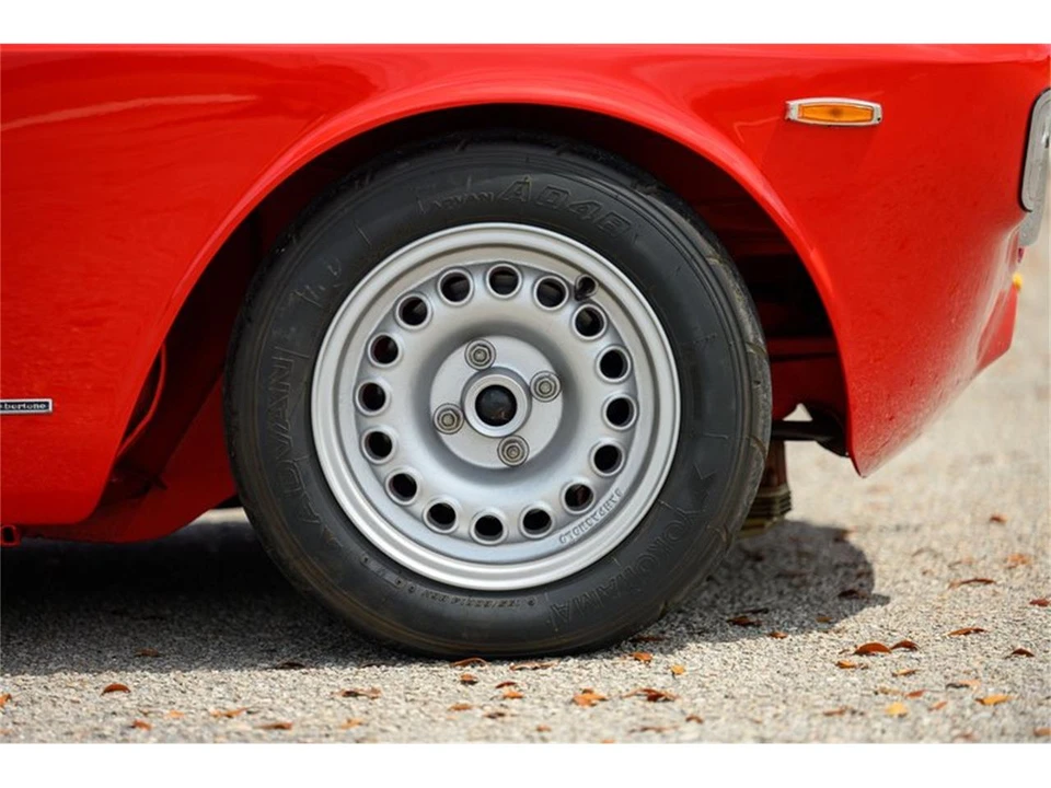 1965 Alfa Romeo Giulia Sprint GT - Image 13 of 31