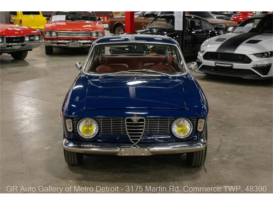 1965 Alfa Romeo Giulia Sprint GT - Image 11 of 31
