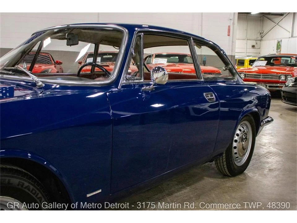 1965 Alfa Romeo Giulia Sprint GT - Image 19 of 31