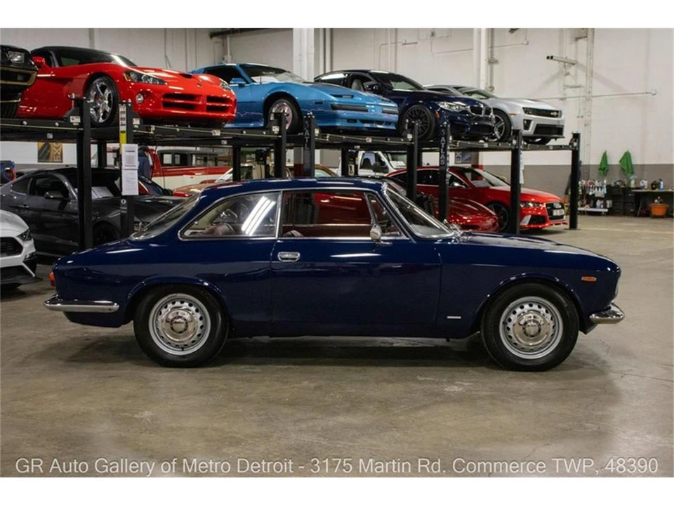 1965 Alfa Romeo Giulia Sprint GT - Image 8 of 31