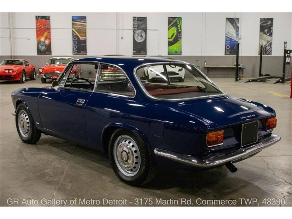 1965 Alfa Romeo Giulia Sprint GT - Image 4 of 31