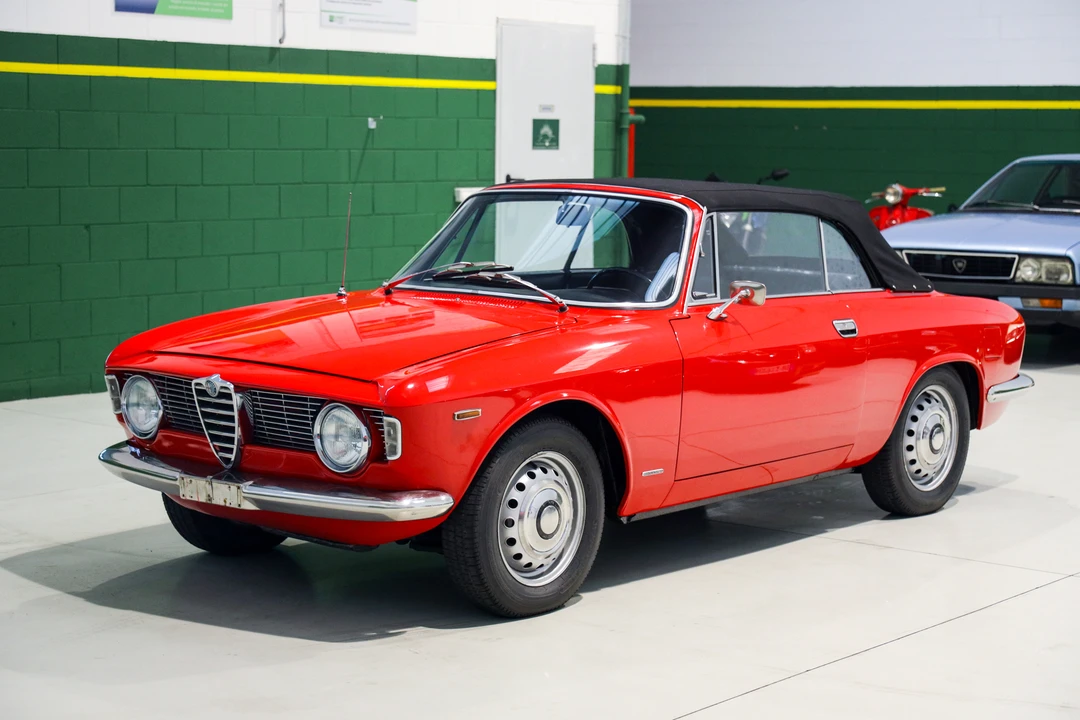 1965 Alfa Romeo Giulia GTC - Image 3 of 31