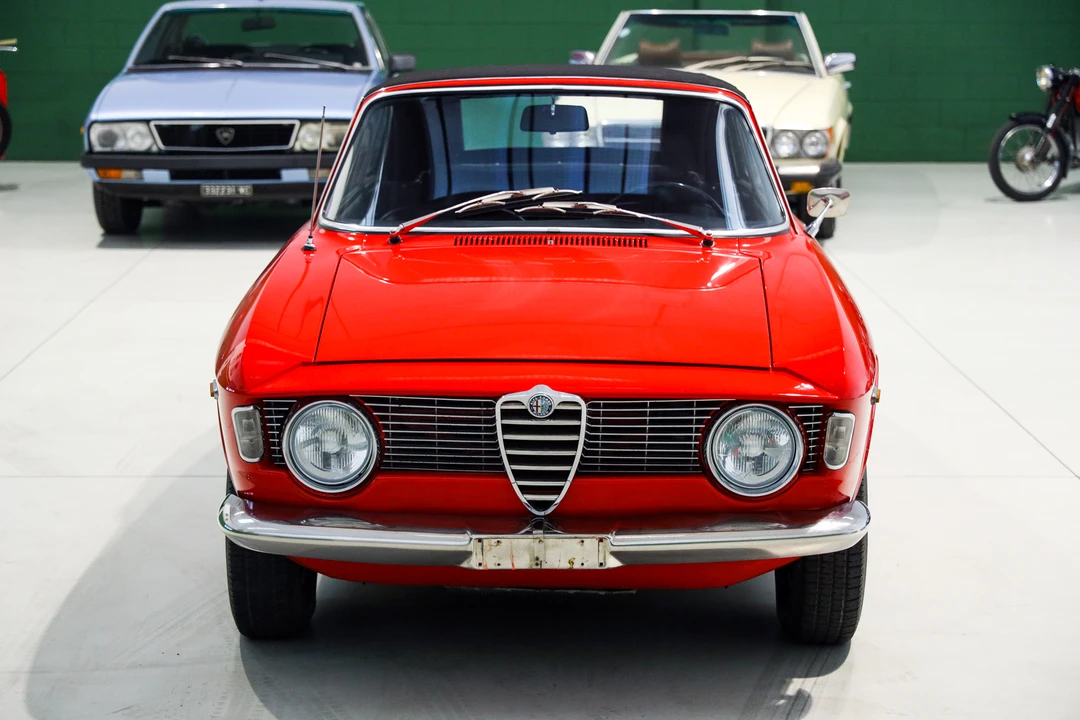 1965 Alfa Romeo Giulia GTC - Image 9 of 31