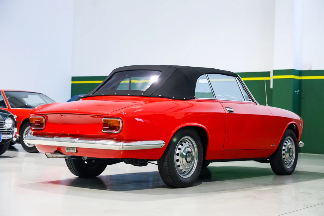 1965 Alfa Romeo Giulia GTC - Image 18 of 31