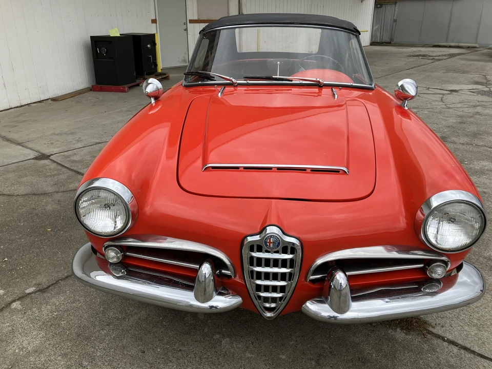 1965 Alfa Romeo Giulietta - Image 12 of 31