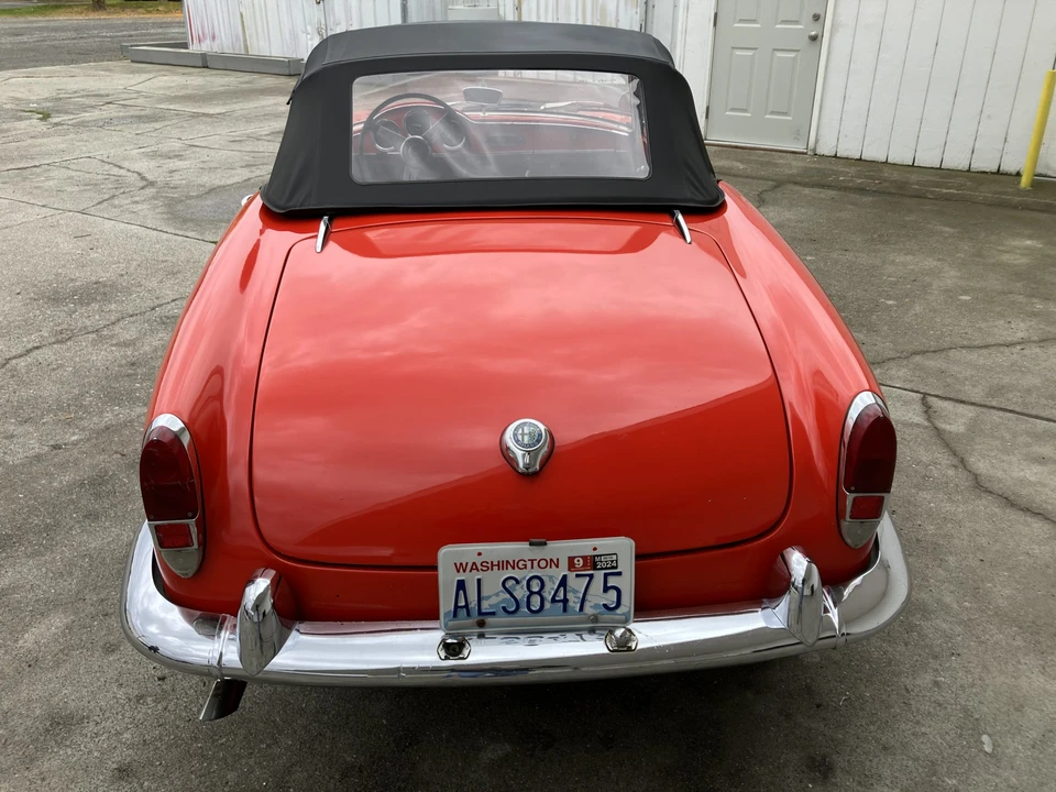 1965 Alfa Romeo Giulietta - Image 17 of 31