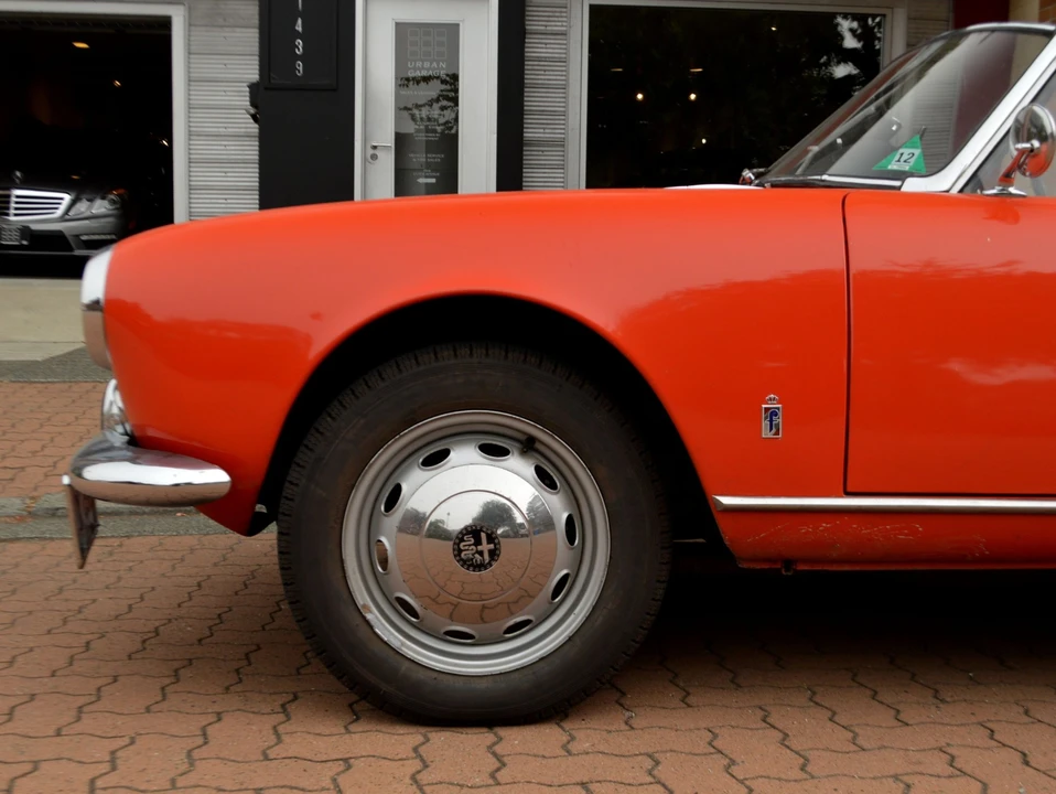 1965 Alfa Romeo Giulietta - Image 11 of 31