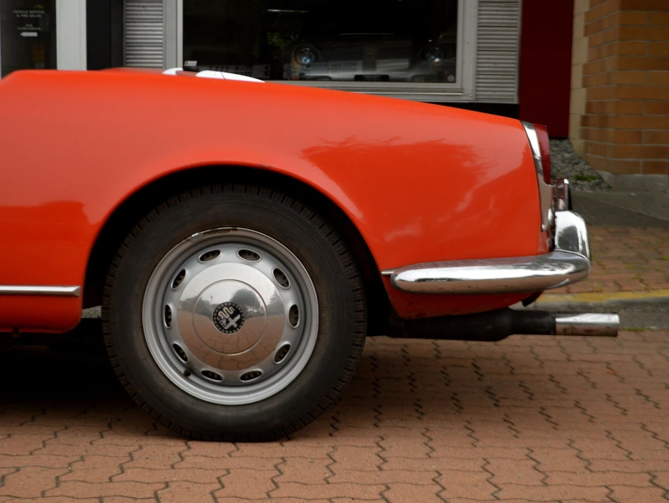 1965 Alfa Romeo Giulietta - Image 12 of 31