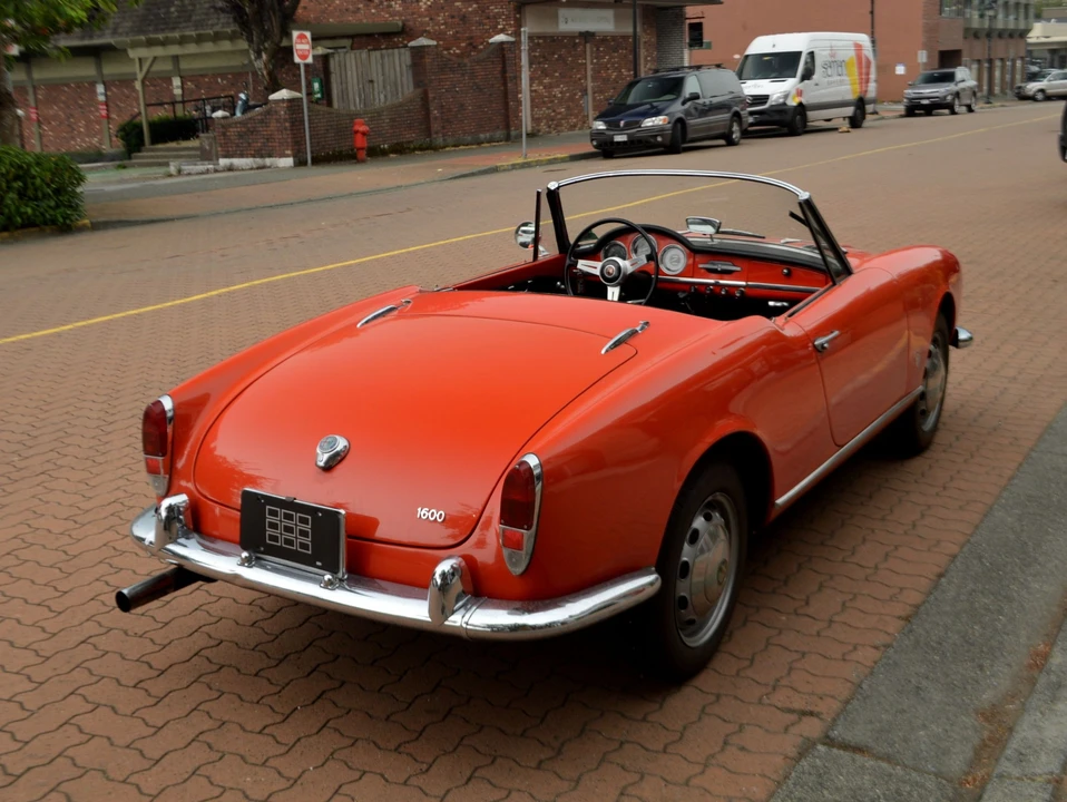 1965 Alfa Romeo Giulietta - Image 26 of 31