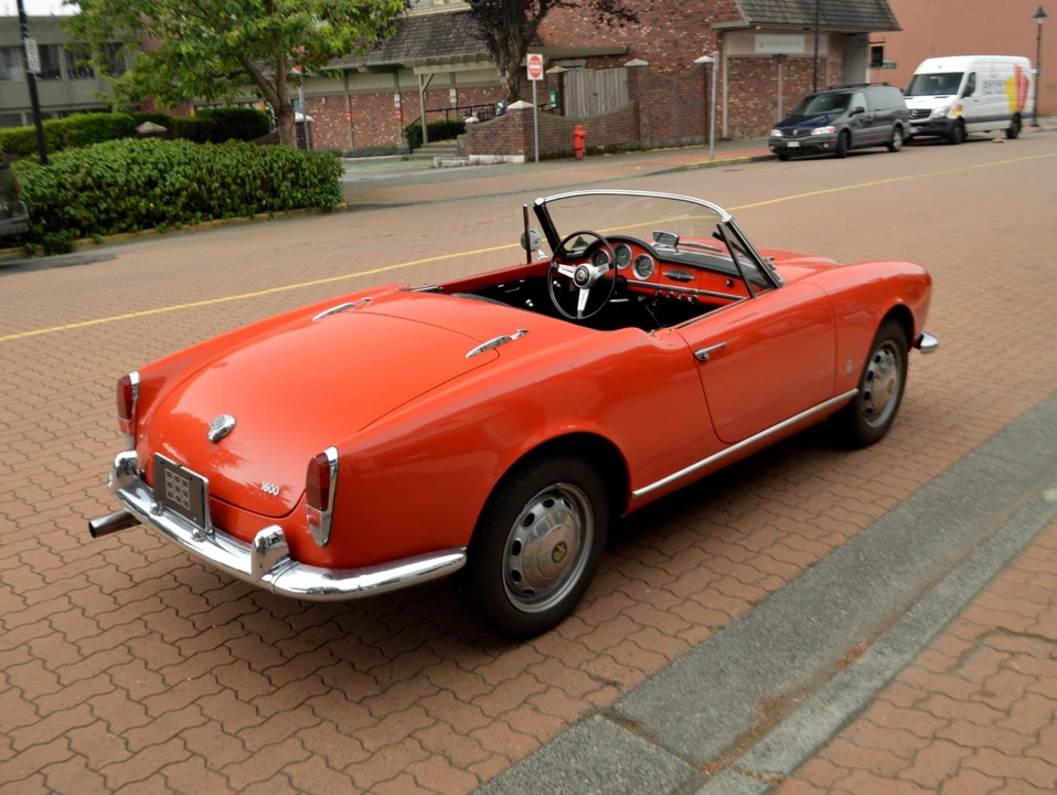 1965 Alfa Romeo Giulietta - Image 27 of 31