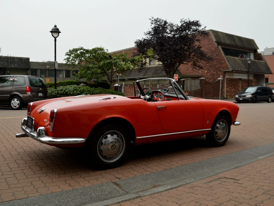 1965 Alfa Romeo Giulietta - Image 28 of 31
