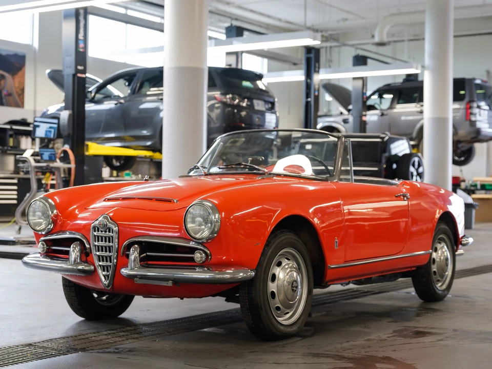 1965 Alfa Romeo Series 1 - Image 15 of 31