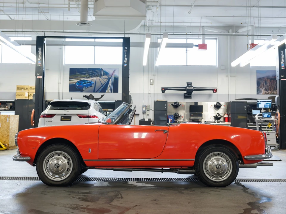 1965 Alfa Romeo Series 1 - Image 17 of 31