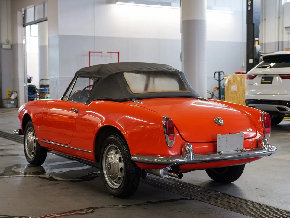 1965 Alfa Romeo Series 1 - Image 18 of 31