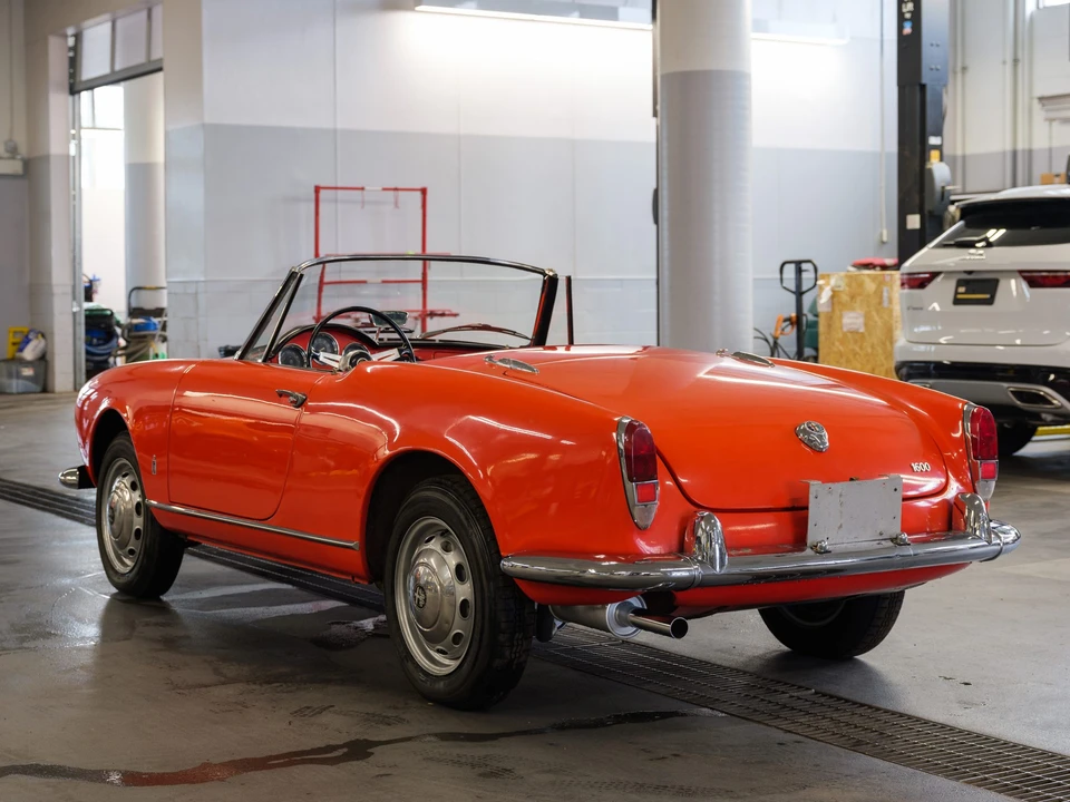1965 Alfa Romeo Series 1 - Image 19 of 31