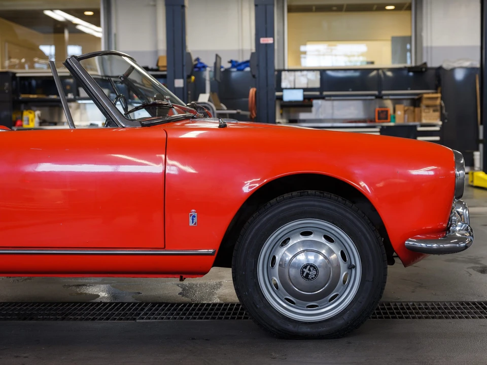 1965 Alfa Romeo Series 1 - Image 24 of 31