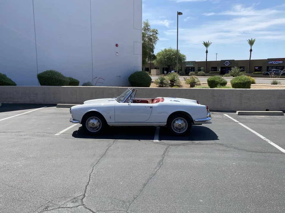 1965 Alfa Romeo Giulietta - Image 5 of 31