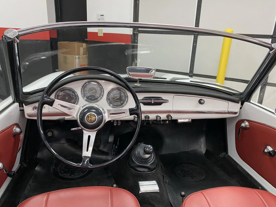 1965 Alfa Romeo Giulietta - Image 31 of 31