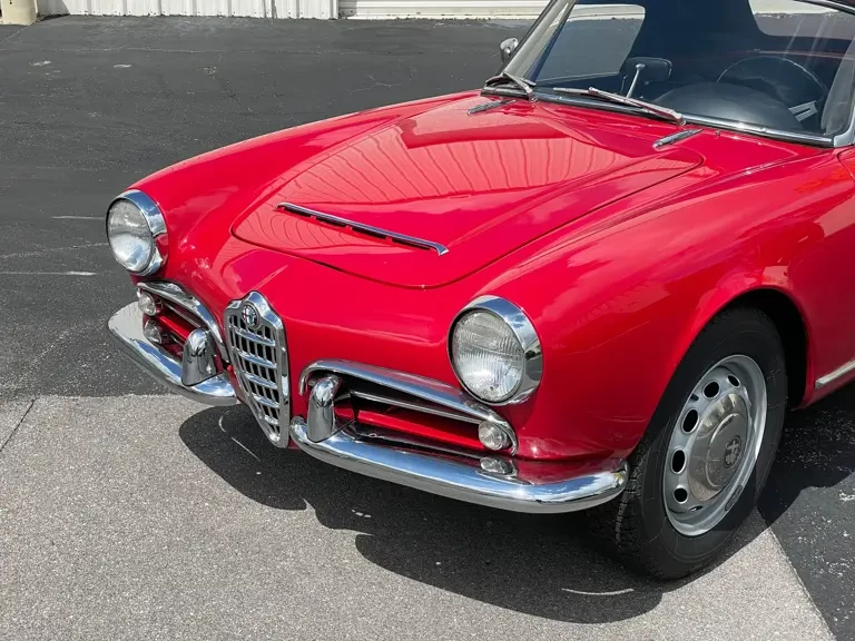 1965 Alfa Romeo Giulietta - Image 14 of 31