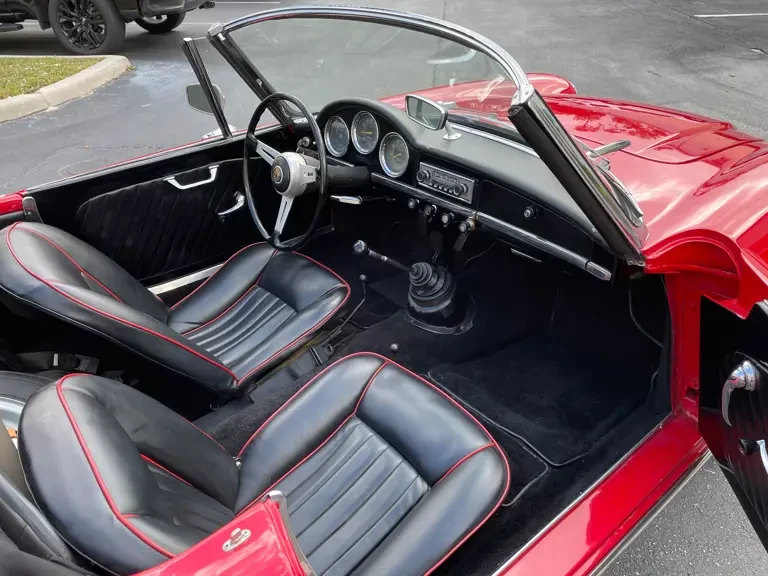 1965 Alfa Romeo Giulietta - Image 25 of 31