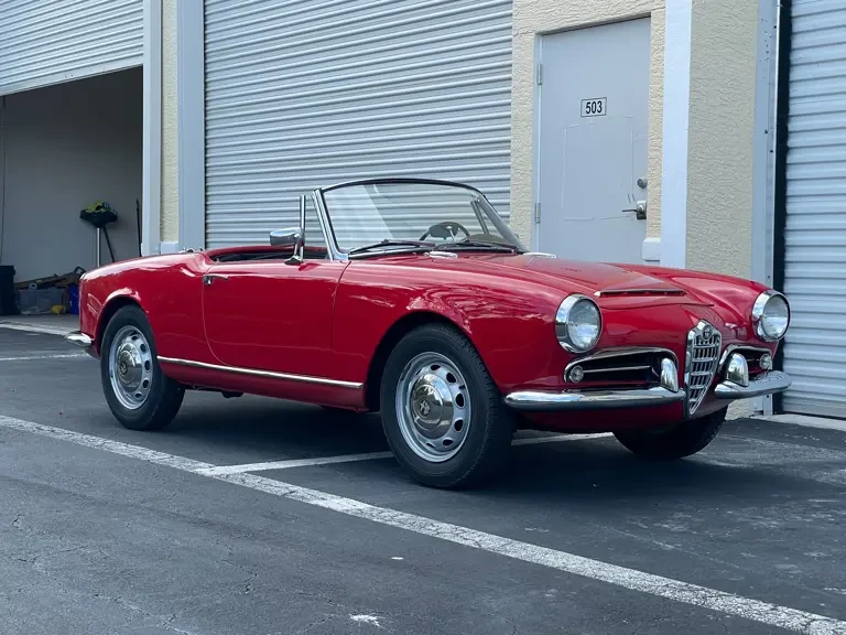1965 Alfa Romeo Giulietta - Image 9 of 31