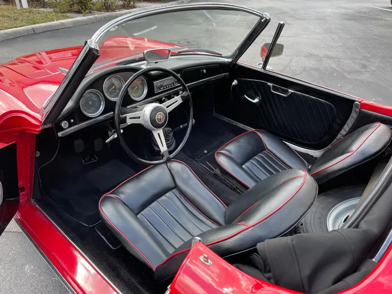 1965 Alfa Romeo Giulietta - Image 5 of 31