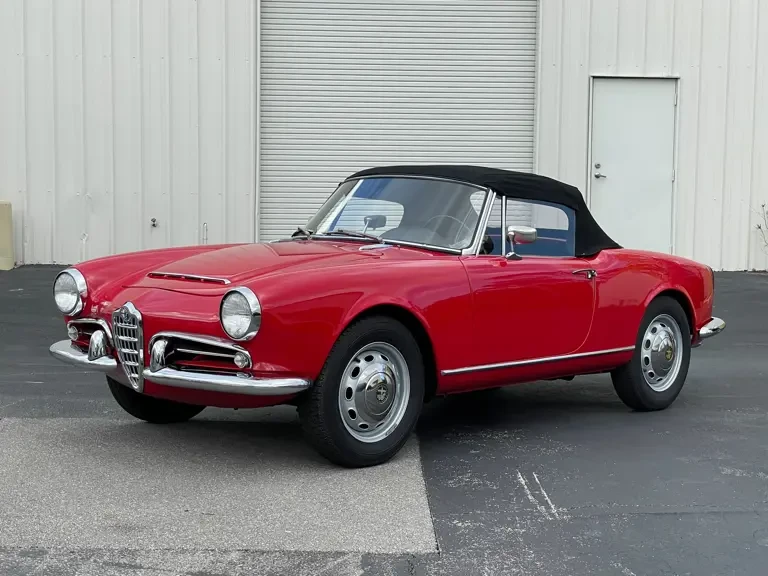 1965 Alfa Romeo Giulietta - Image 11 of 31