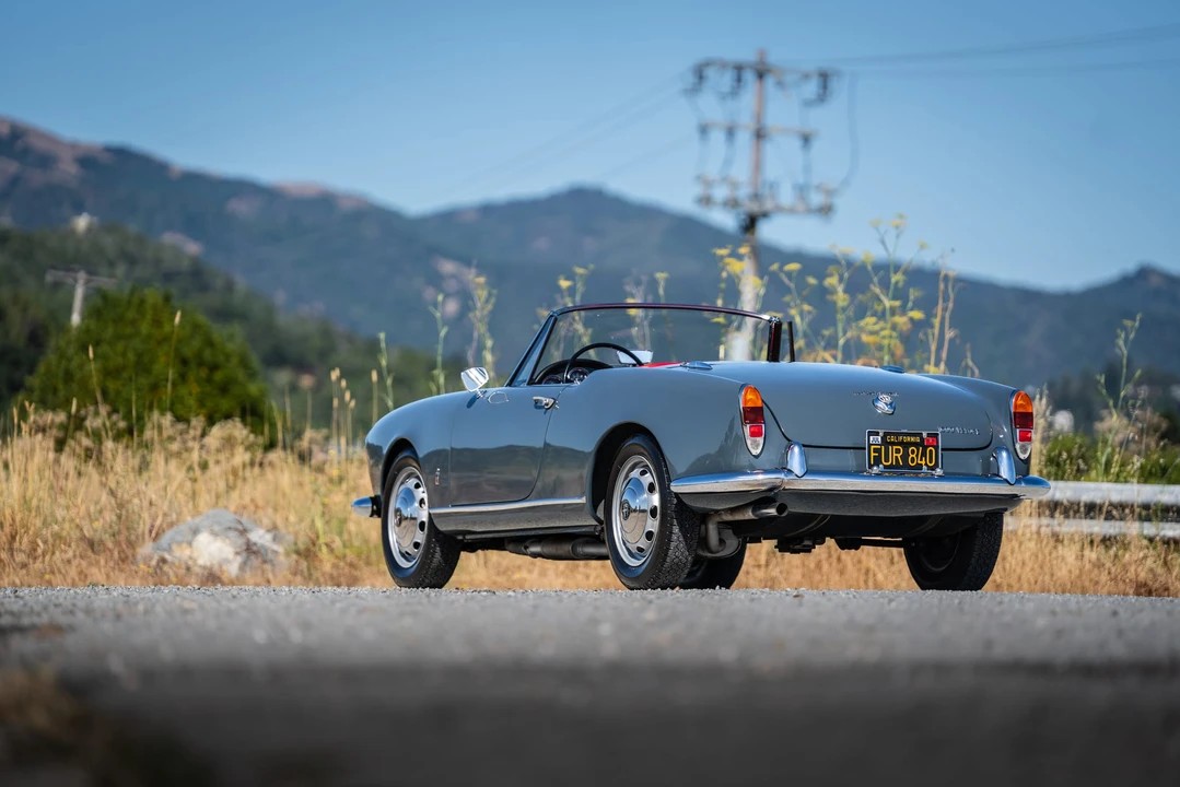1965 Alfa Romeo Giulietta - Image 16 of 31