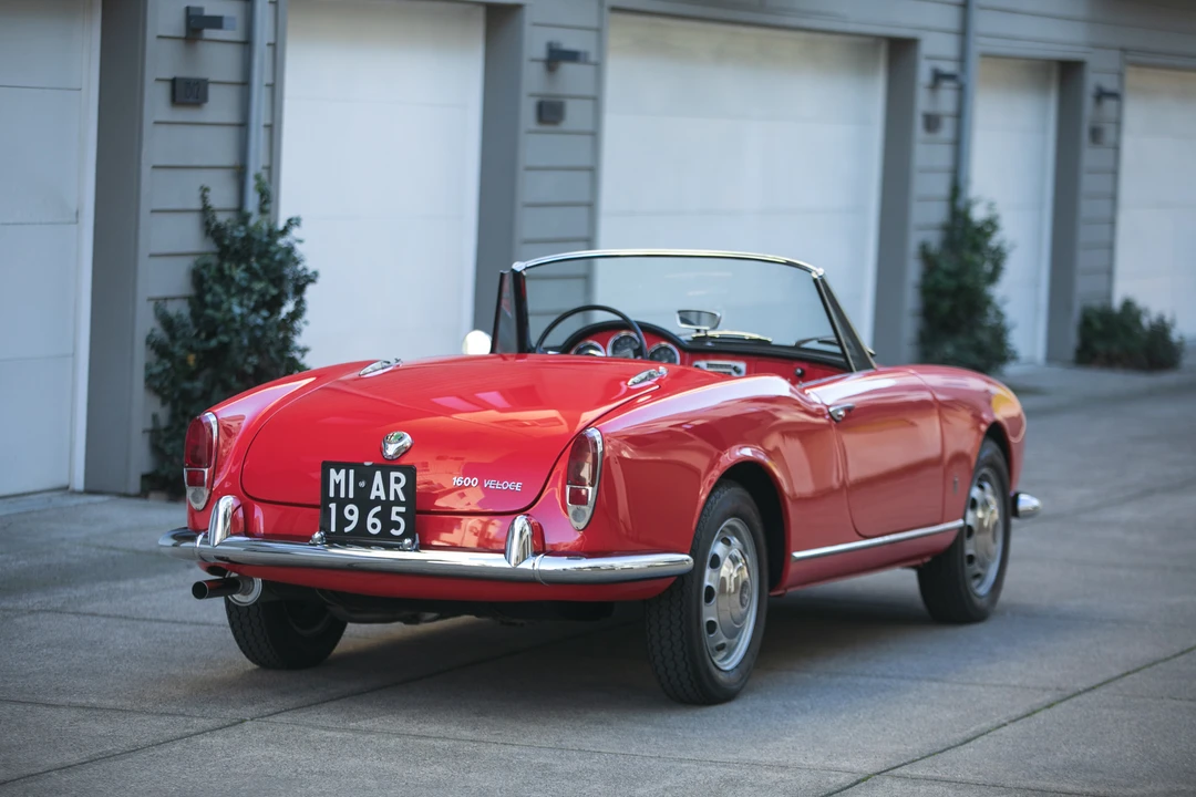 1965 Alfa Romeo Giulietta - Image 12 of 31